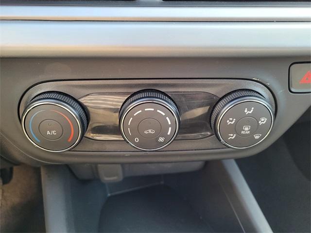 used 2025 Chevrolet Trax car, priced at $22,998