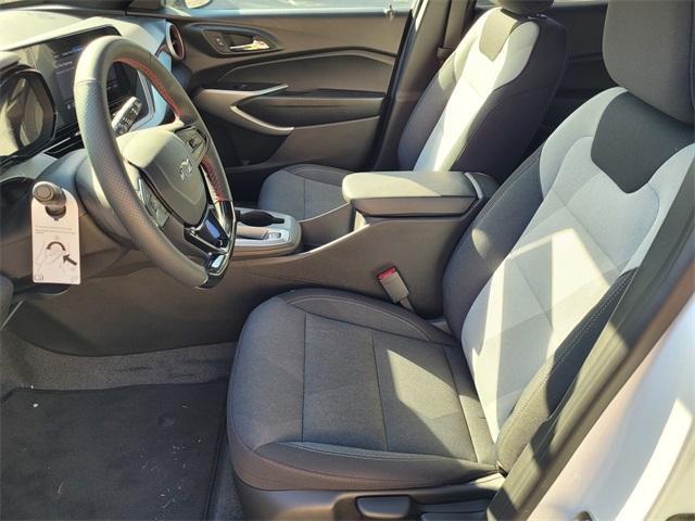 new 2025 Chevrolet Trax car, priced at $25,180