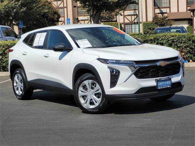 used 2025 Chevrolet Trax car, priced at $22,789