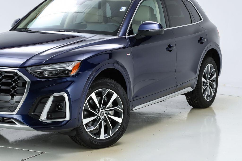 used 2025 Audi Q5 car, priced at $48,032