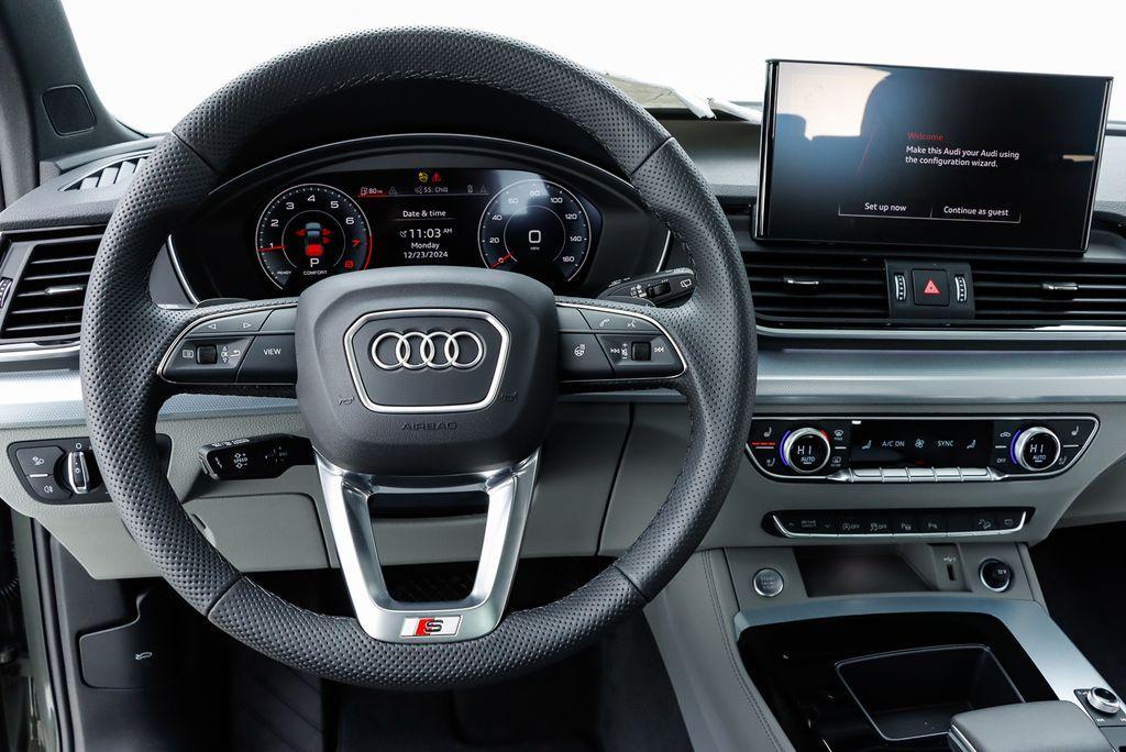 new 2025 Audi Q5 car, priced at $61,785