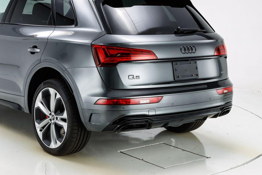 new 2025 Audi Q5 car, priced at $59,925