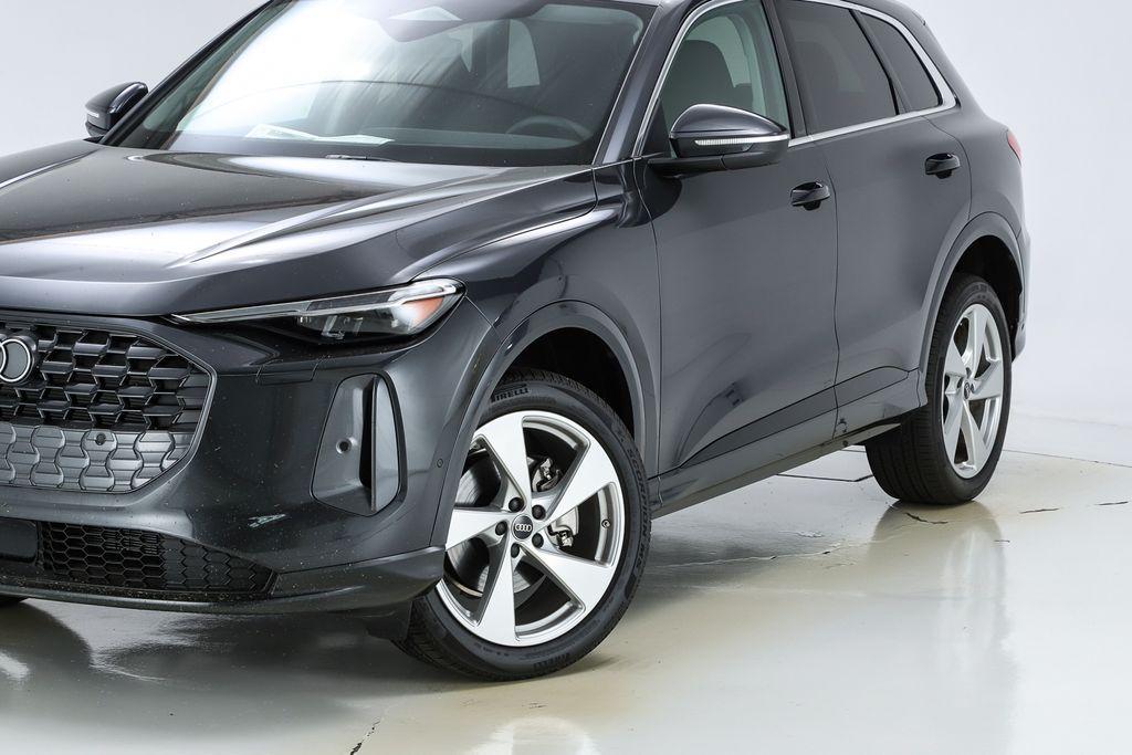 new 2025 Audi Q5 car, priced at $61,390