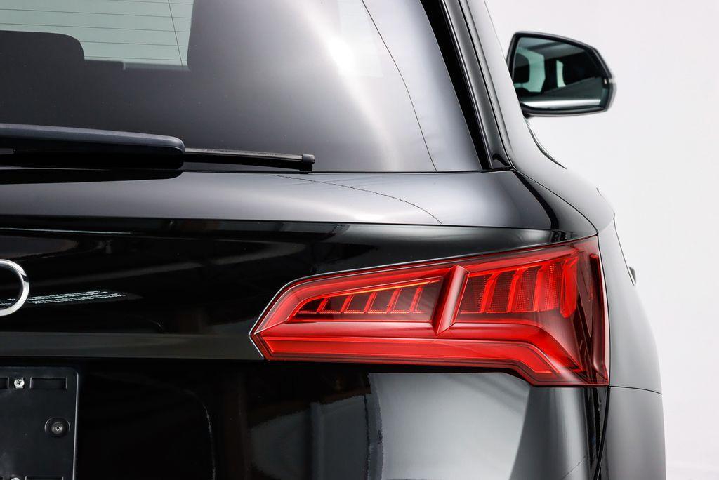 used 2020 Audi Q5 e car, priced at $28,998