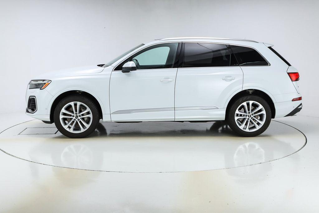 used 2025 Audi Q7 car, priced at $60,306
