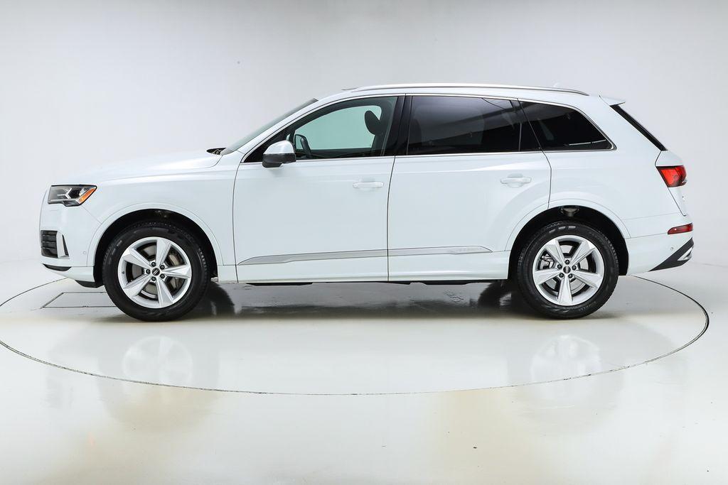 used 2023 Audi Q7 car, priced at $43,287
