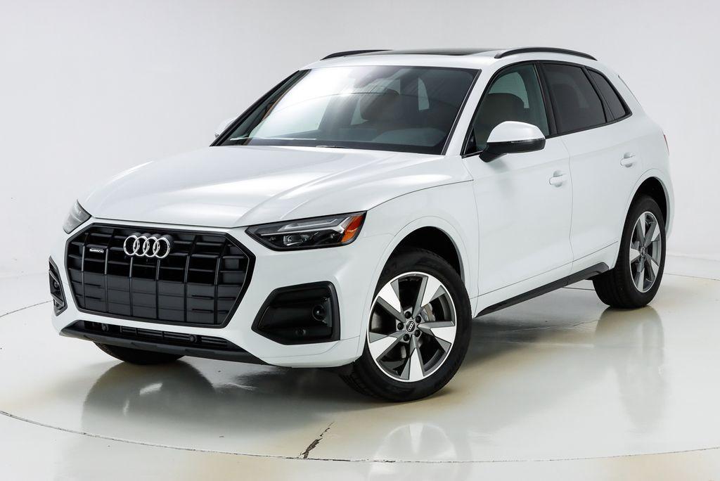 new 2025 Audi Q5 car, priced at $50,250