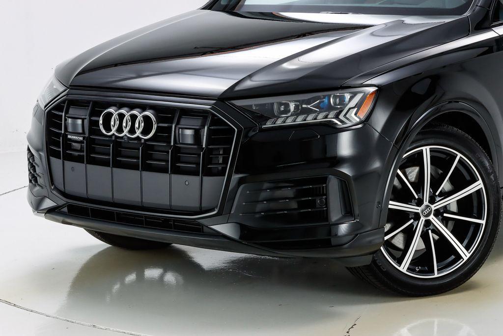 used 2024 Audi Q7 car, priced at $66,990