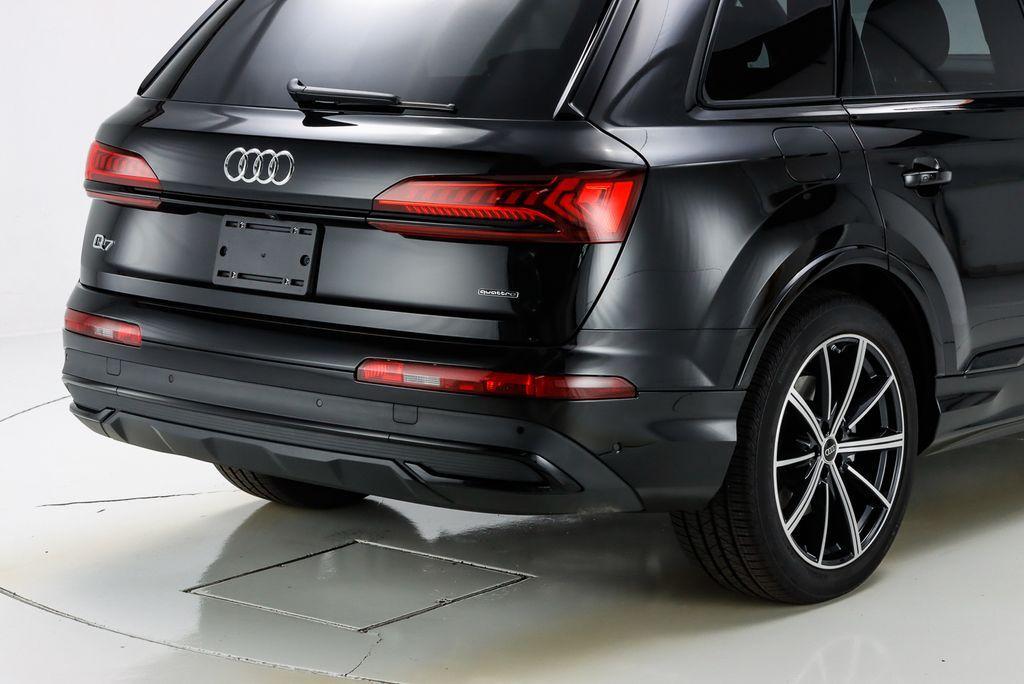 used 2024 Audi Q7 car, priced at $66,990