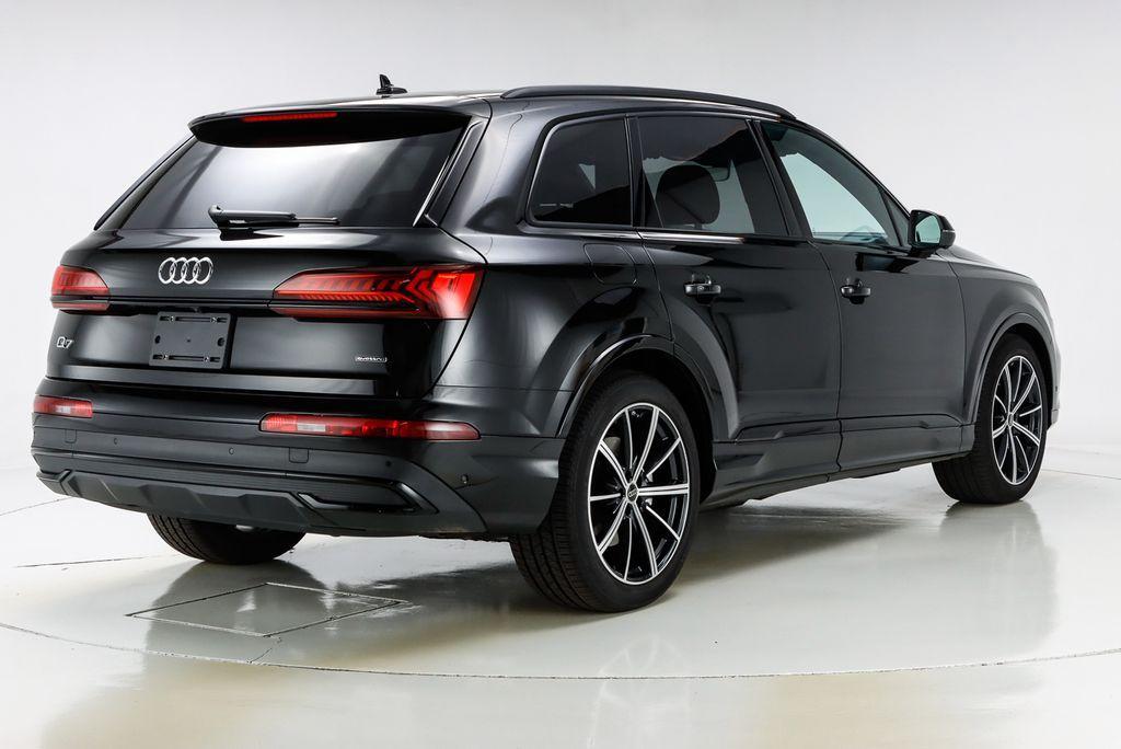 used 2024 Audi Q7 car, priced at $66,990