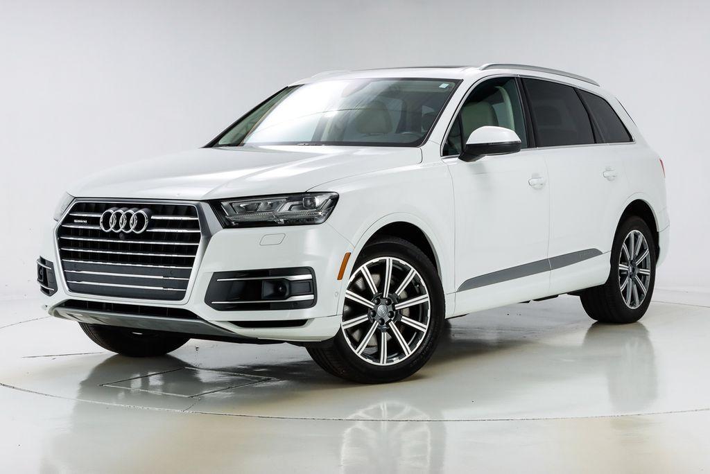 used 2019 Audi Q7 car, priced at $24,182