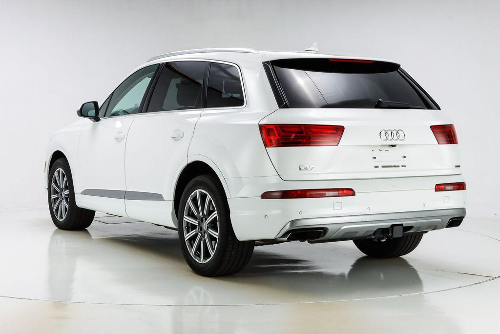 used 2019 Audi Q7 car, priced at $24,182