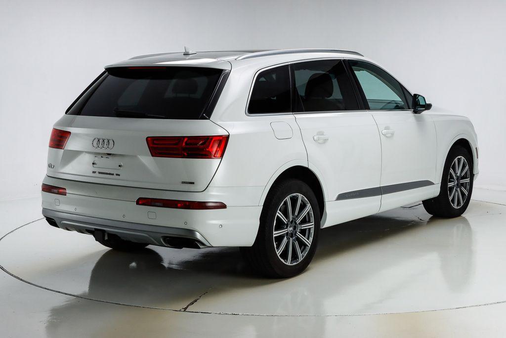 used 2019 Audi Q7 car, priced at $24,182