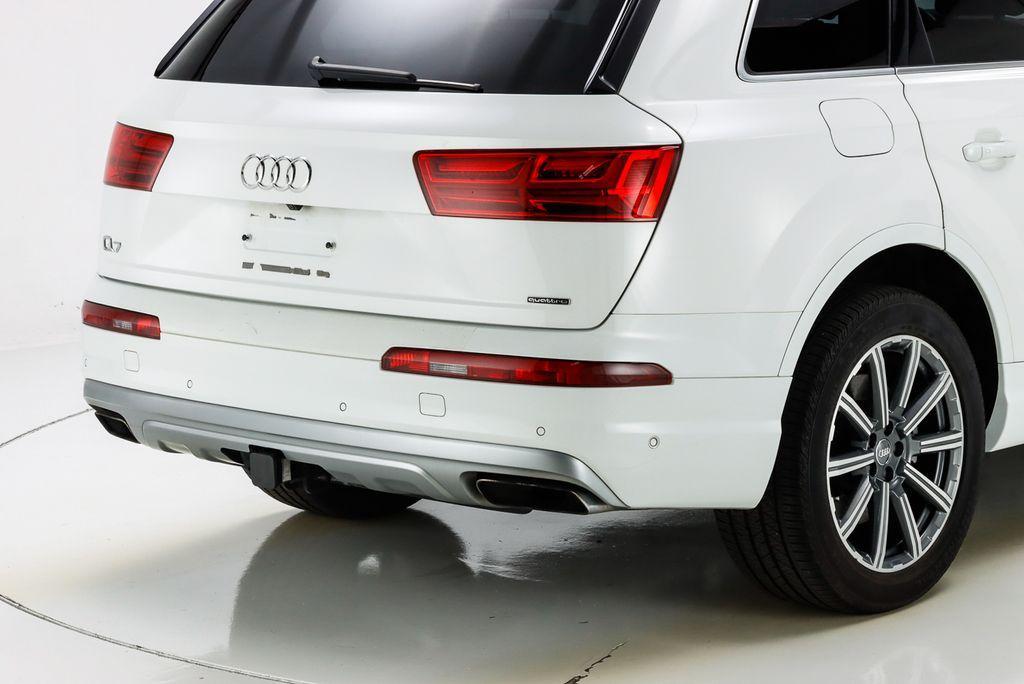 used 2019 Audi Q7 car, priced at $24,182