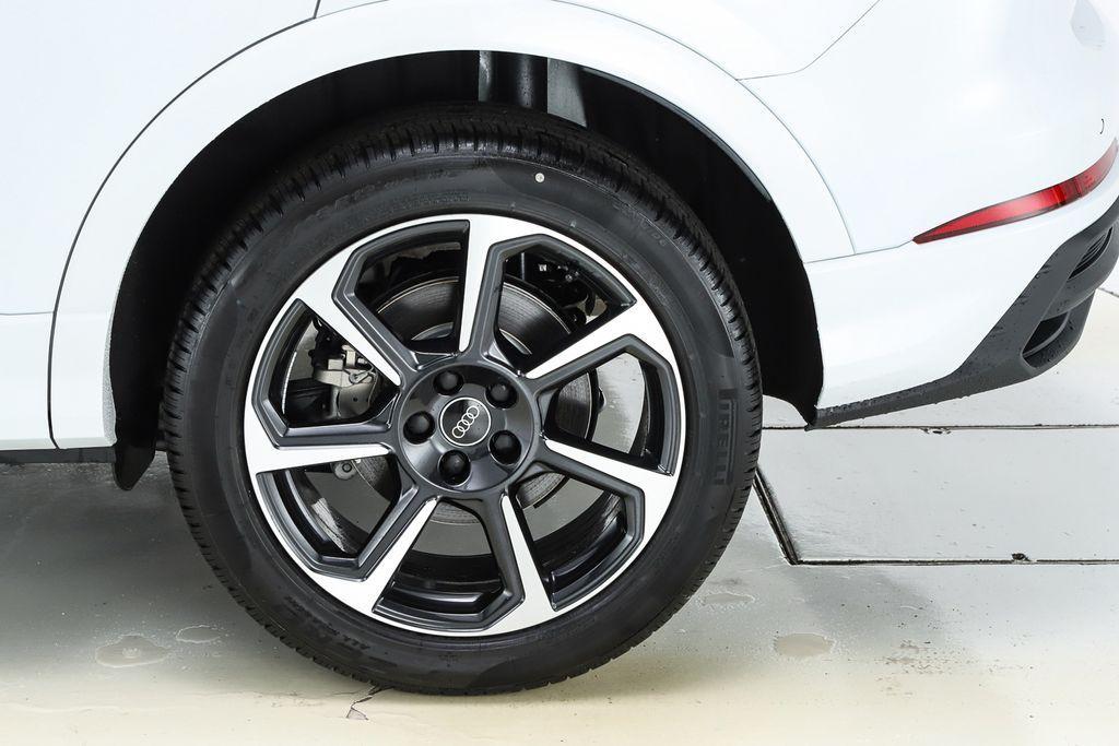 new 2025 Audi Q3 car, priced at $47,200