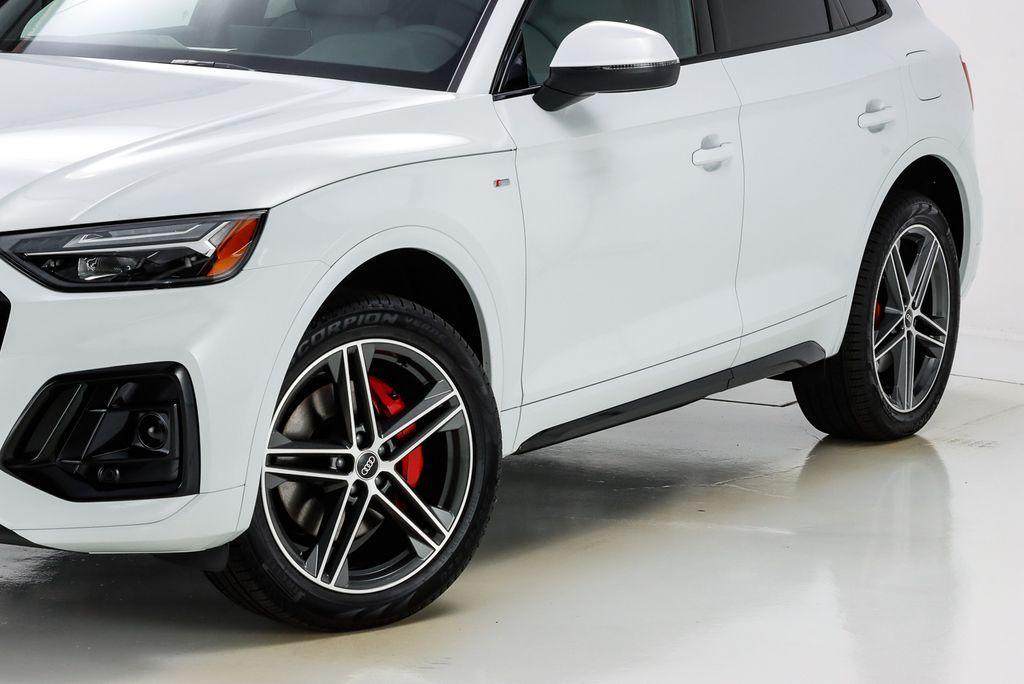 new 2024 Audi Q5 e car, priced at $67,385