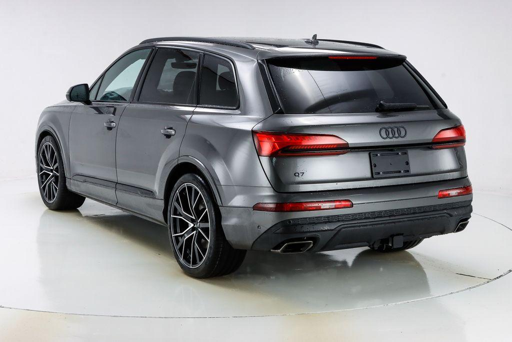 new 2025 Audi Q7 car, priced at $85,255