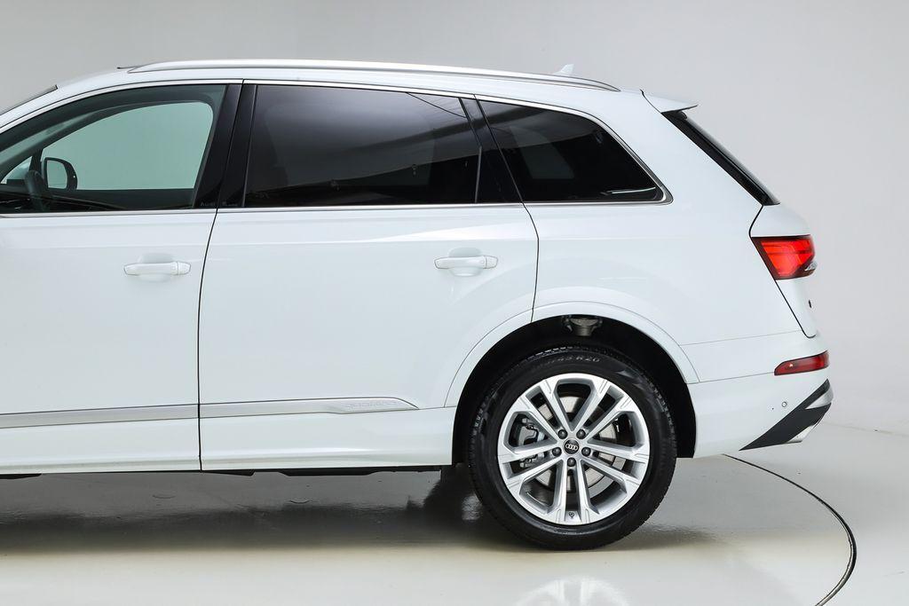 used 2025 Audi Q7 car, priced at $53,263