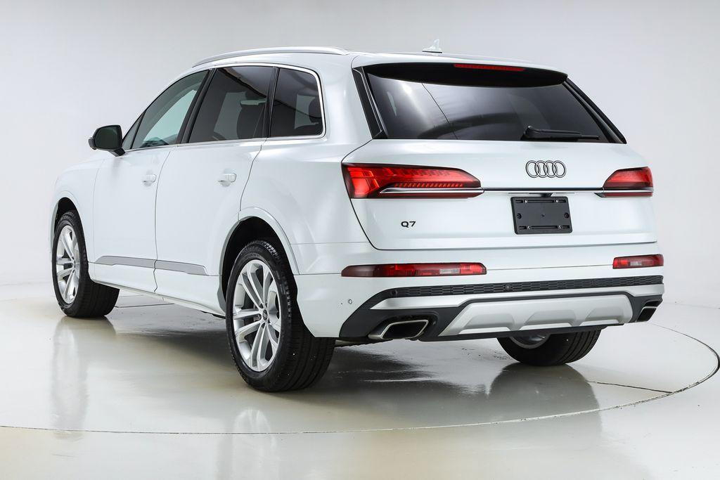 used 2025 Audi Q7 car, priced at $53,263