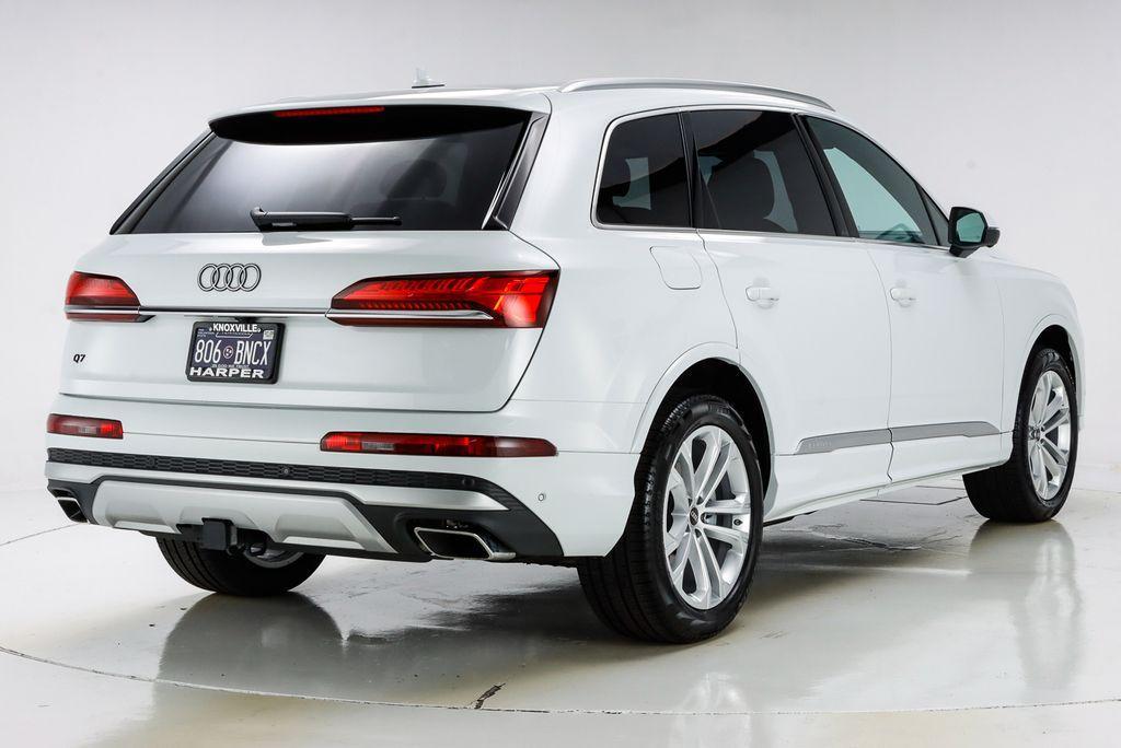 used 2025 Audi Q7 car, priced at $56,995