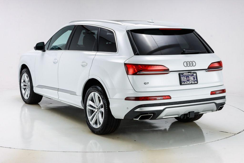 used 2025 Audi Q7 car, priced at $56,995