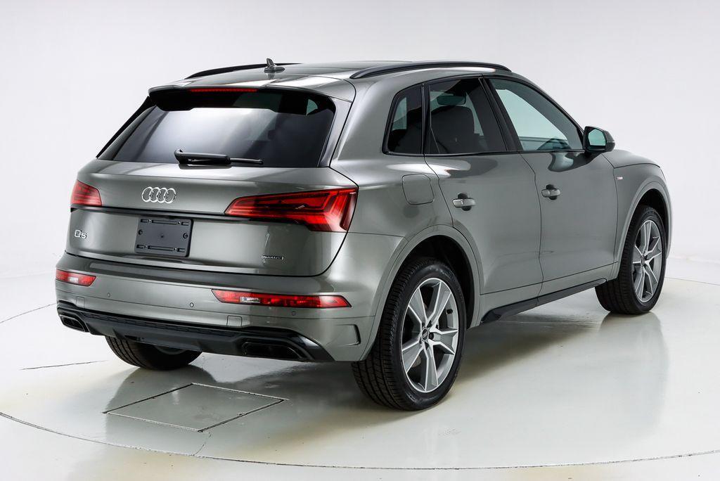 new 2025 Audi Q5 car, priced at $53,535