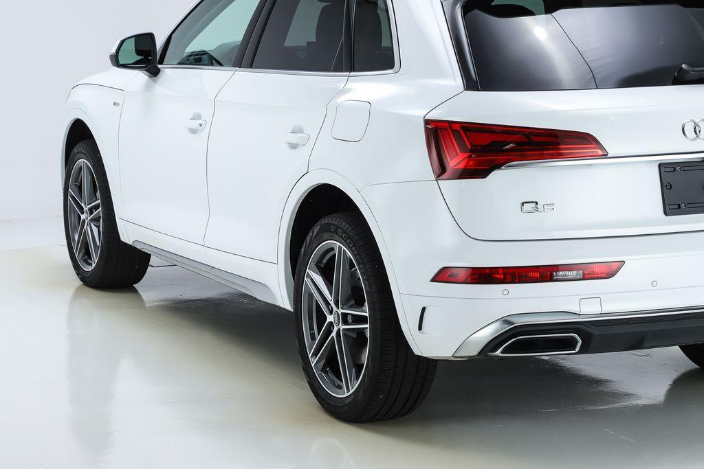 used 2024 Audi Q5 e car, priced at $46,391