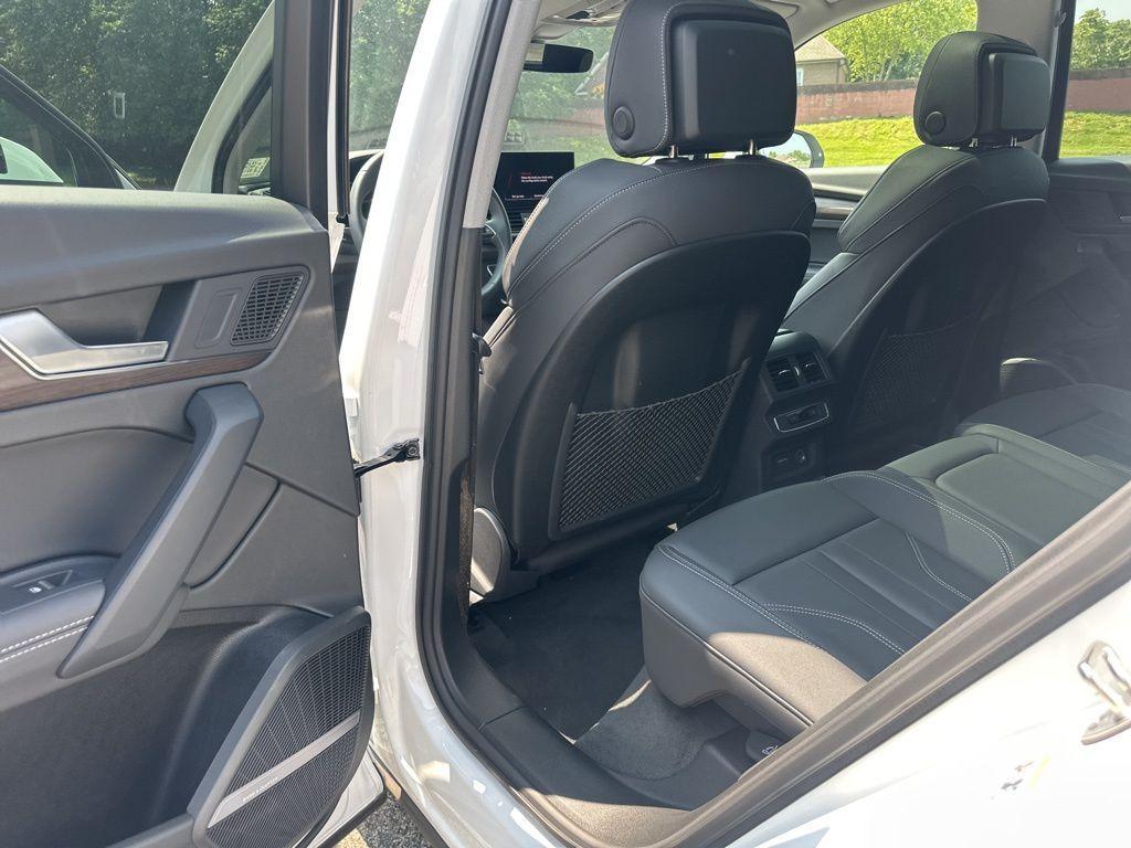 used 2024 Audi Q5 e car, priced at $50,497