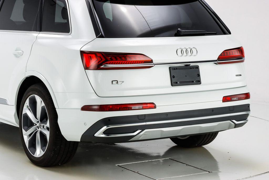 used 2023 Audi Q7 car, priced at $63,192