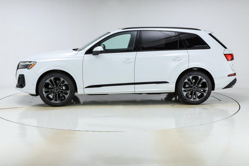 new 2026 Audi Q7 car, priced at $78,295