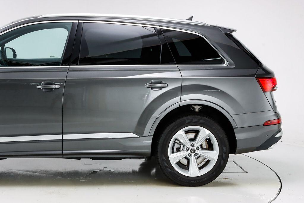 used 2025 Audi Q7 car, priced at $53,670