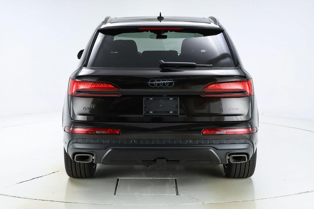 new 2026 Audi Q7 car, priced at $78,140