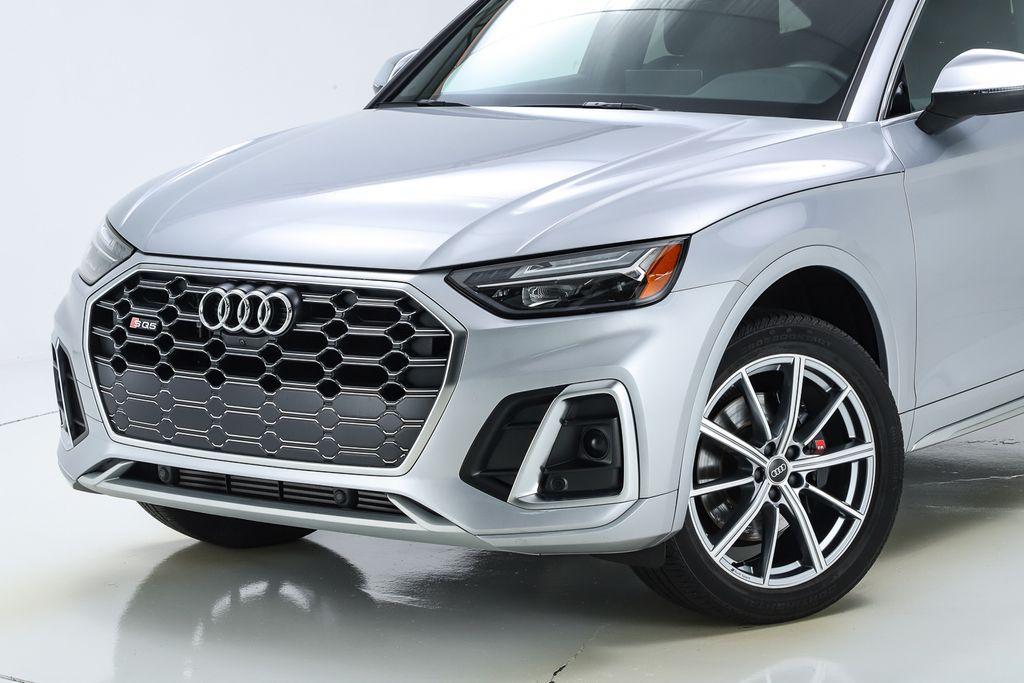 used 2024 Audi SQ5 car, priced at $47,388