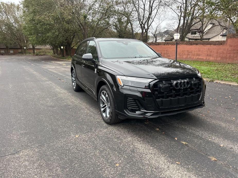 used 2025 Audi Q7 car, priced at $59,851