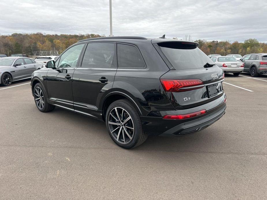 used 2024 Audi Q7 car, priced at $60,890