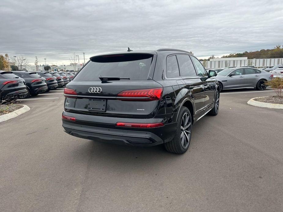 used 2024 Audi Q7 car, priced at $60,890