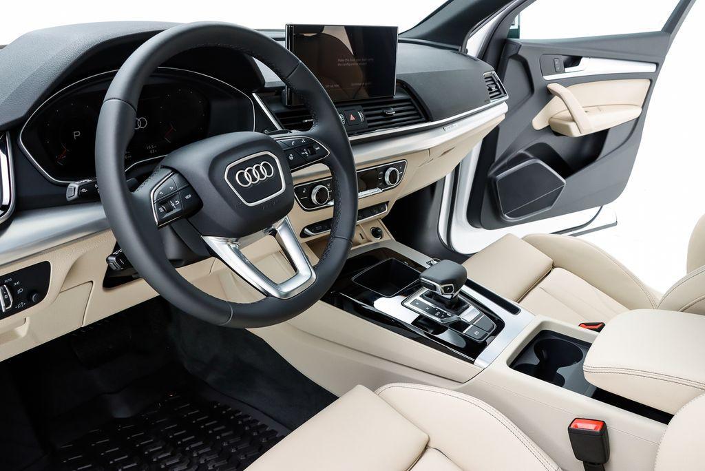 new 2025 Audi Q5 car, priced at $52,940