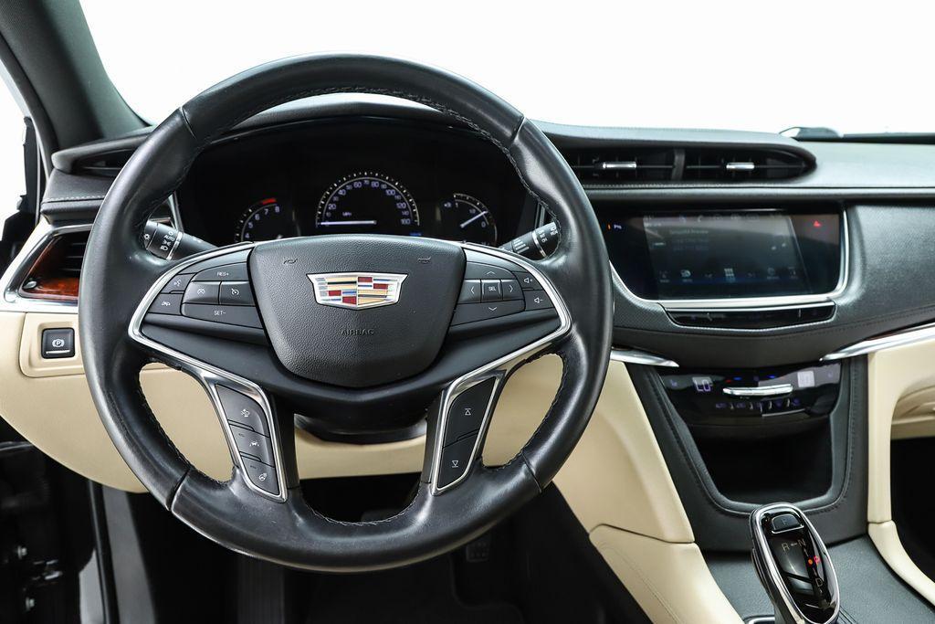 used 2019 Cadillac XT5 car, priced at $20,406
