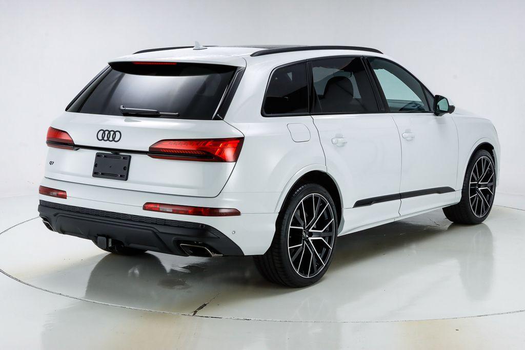 new 2025 Audi Q7 car, priced at $85,400