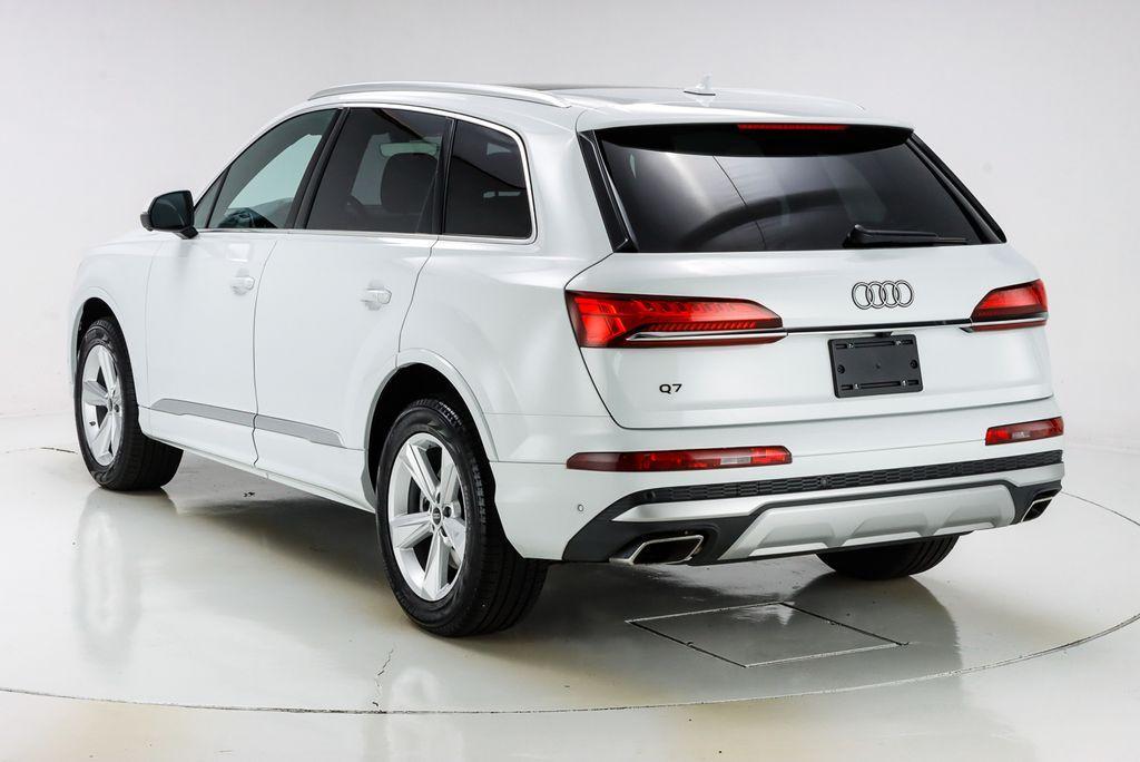 used 2025 Audi Q7 car, priced at $56,465