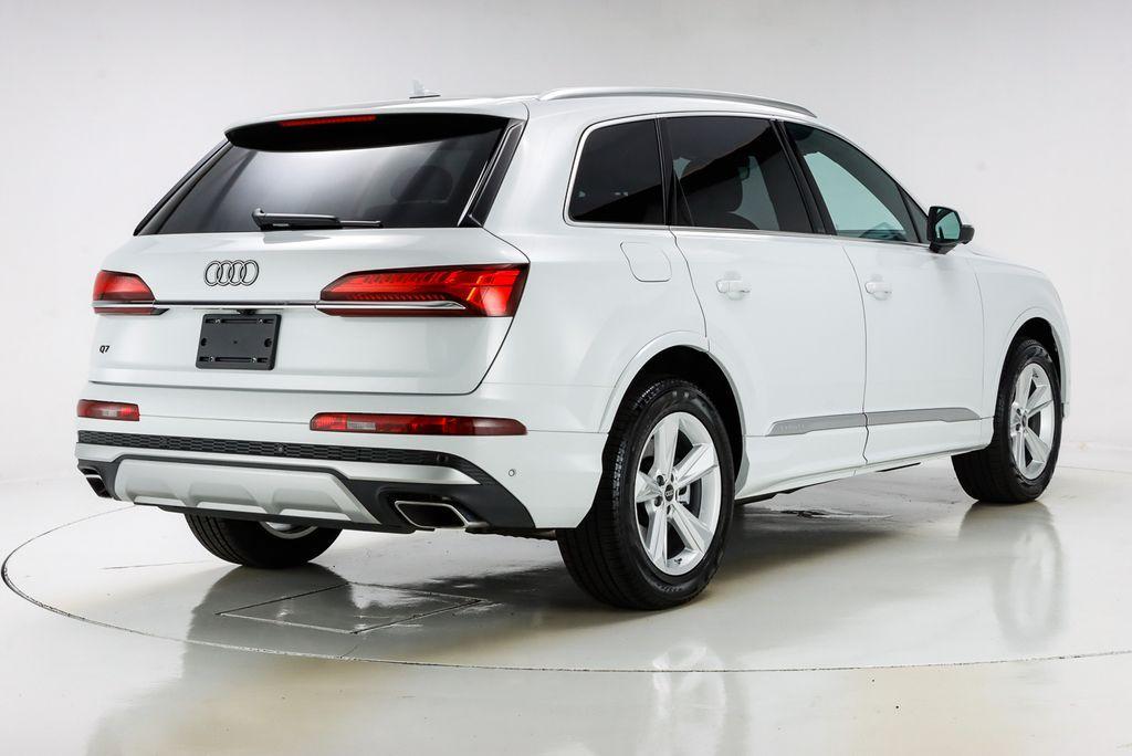 used 2025 Audi Q7 car, priced at $56,465