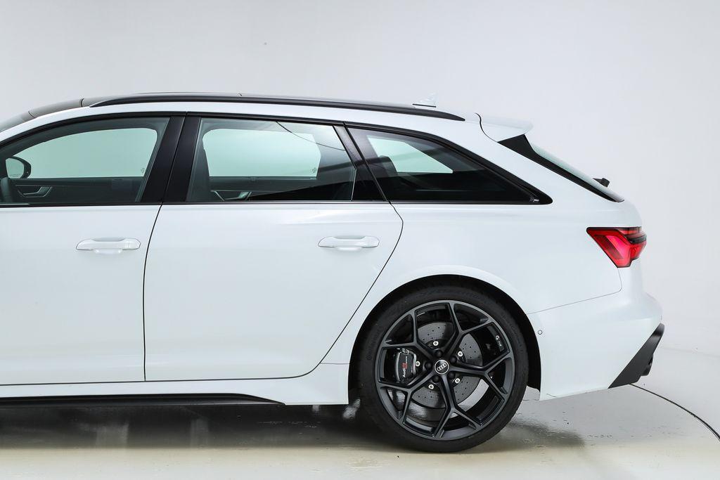 new 2025 Audi RS 6 Avant car, priced at $155,245