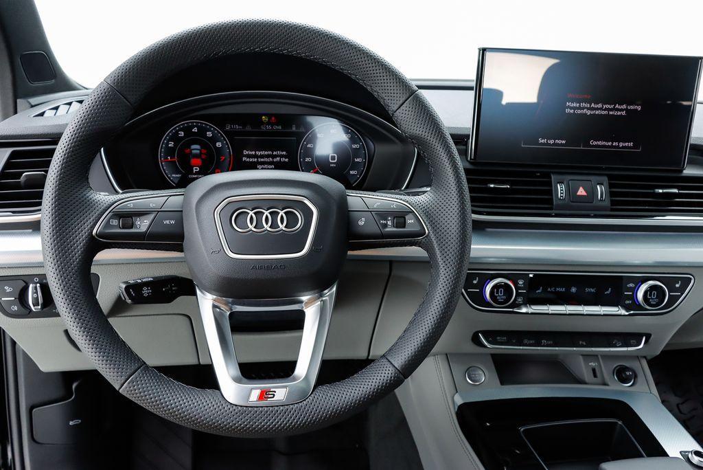 new 2025 Audi Q5 car, priced at $59,925