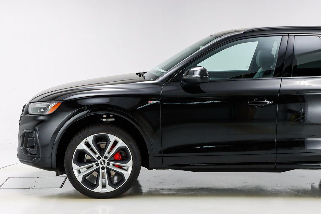 new 2025 Audi Q5 car, priced at $59,925