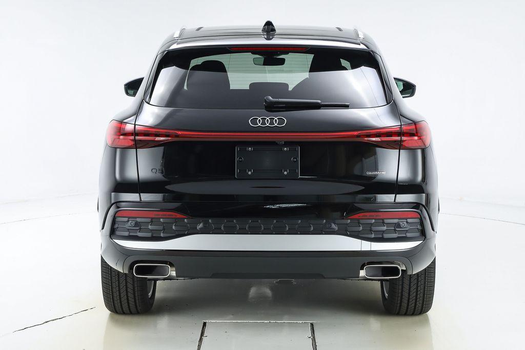 new 2025 Audi Q5 car, priced at $61,300