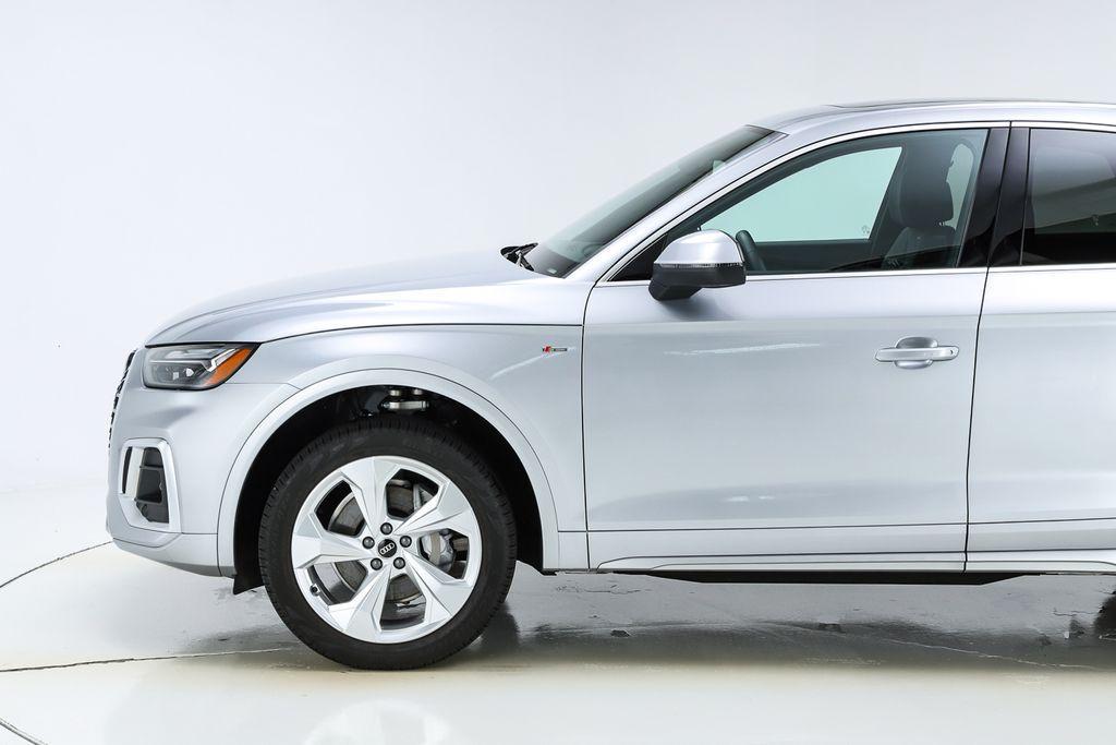 used 2025 Audi Q5 car, priced at $47,051