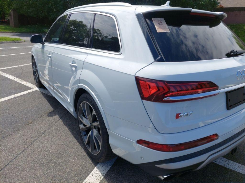 used 2021 Audi SQ7 car, priced at $43,850