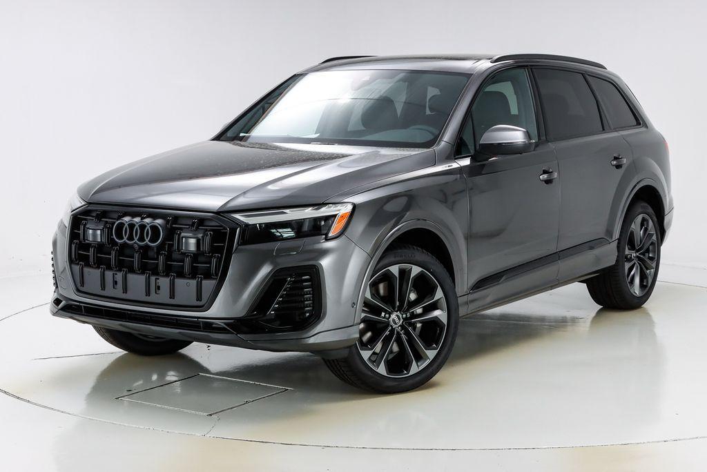 new 2025 Audi Q7 car, priced at $77,605