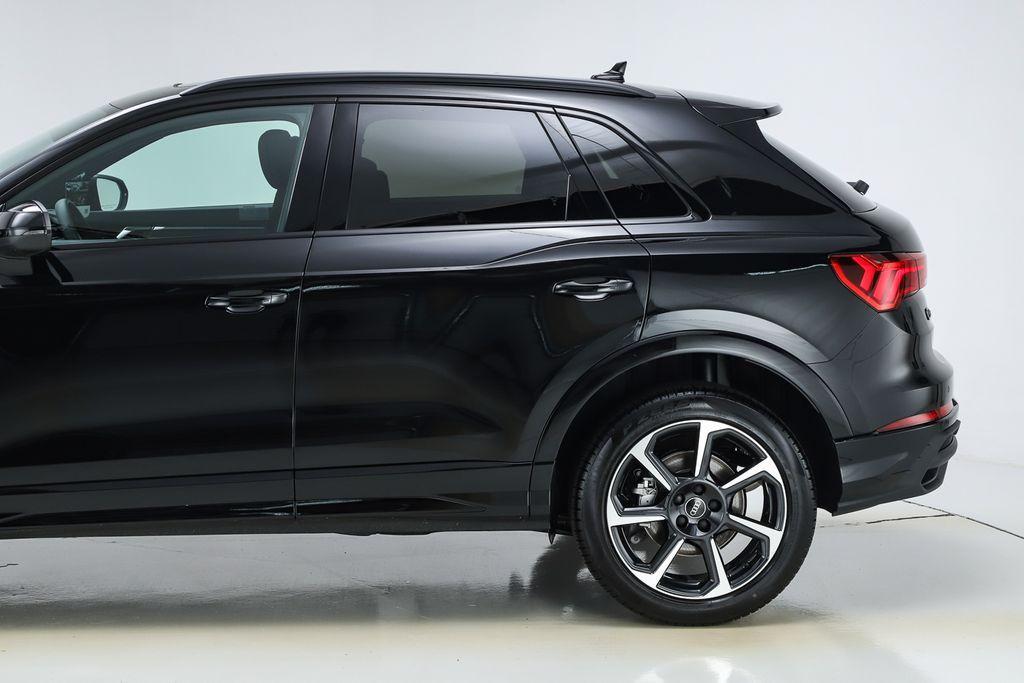 new 2025 Audi Q3 car, priced at $47,240