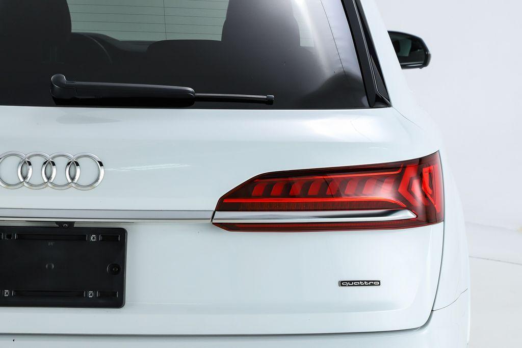 used 2021 Audi Q7 car, priced at $30,459